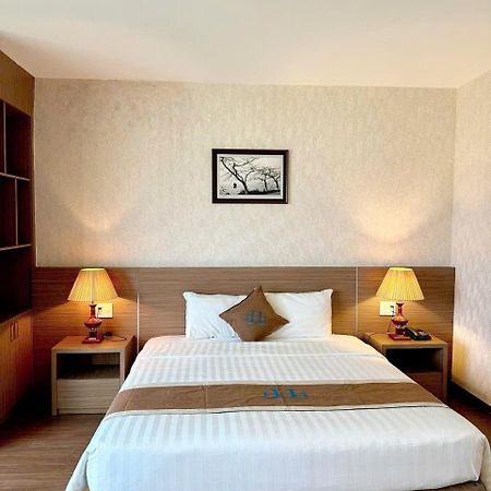 Halong Harbour Hotel Hạ Long Extérieur photo